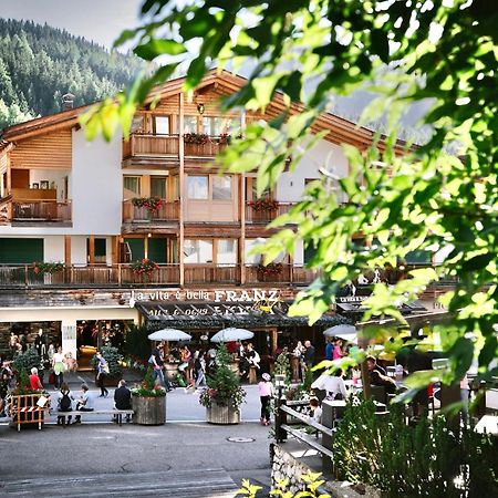 Apartments Da La Vedla Flats San Cassiano  Kültér fotó