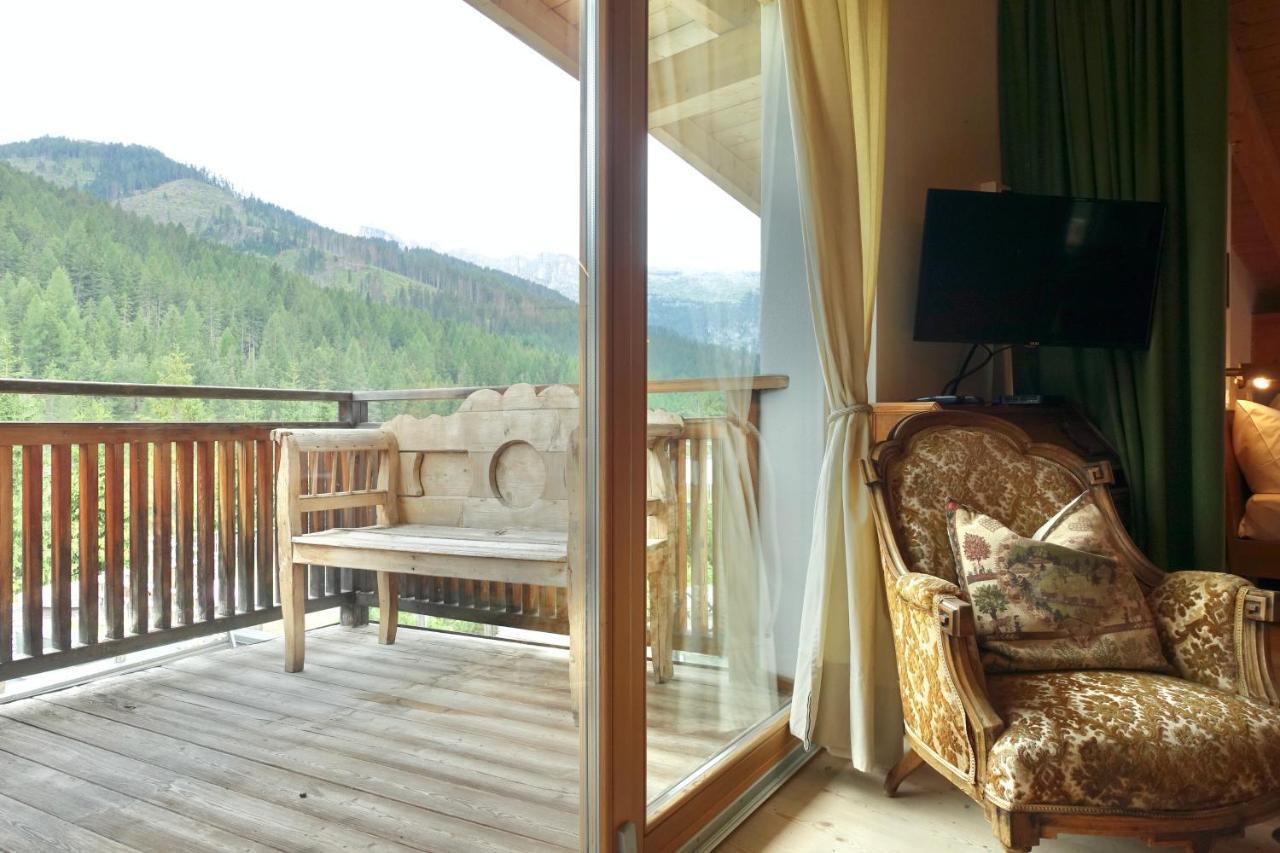 Apartments Da La Vedla Flats San Cassiano  Kültér fotó