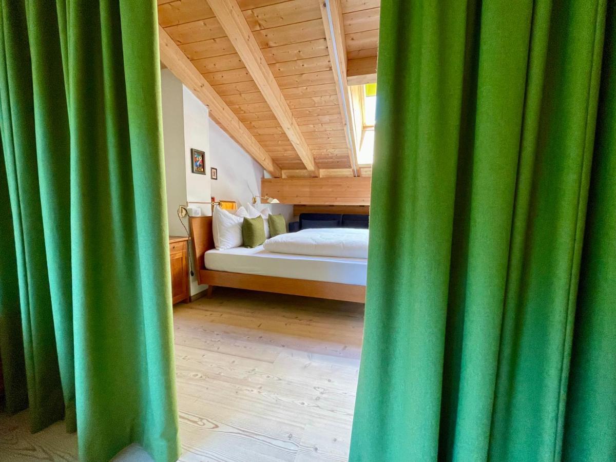 Apartments Da La Vedla Flats San Cassiano  Kültér fotó