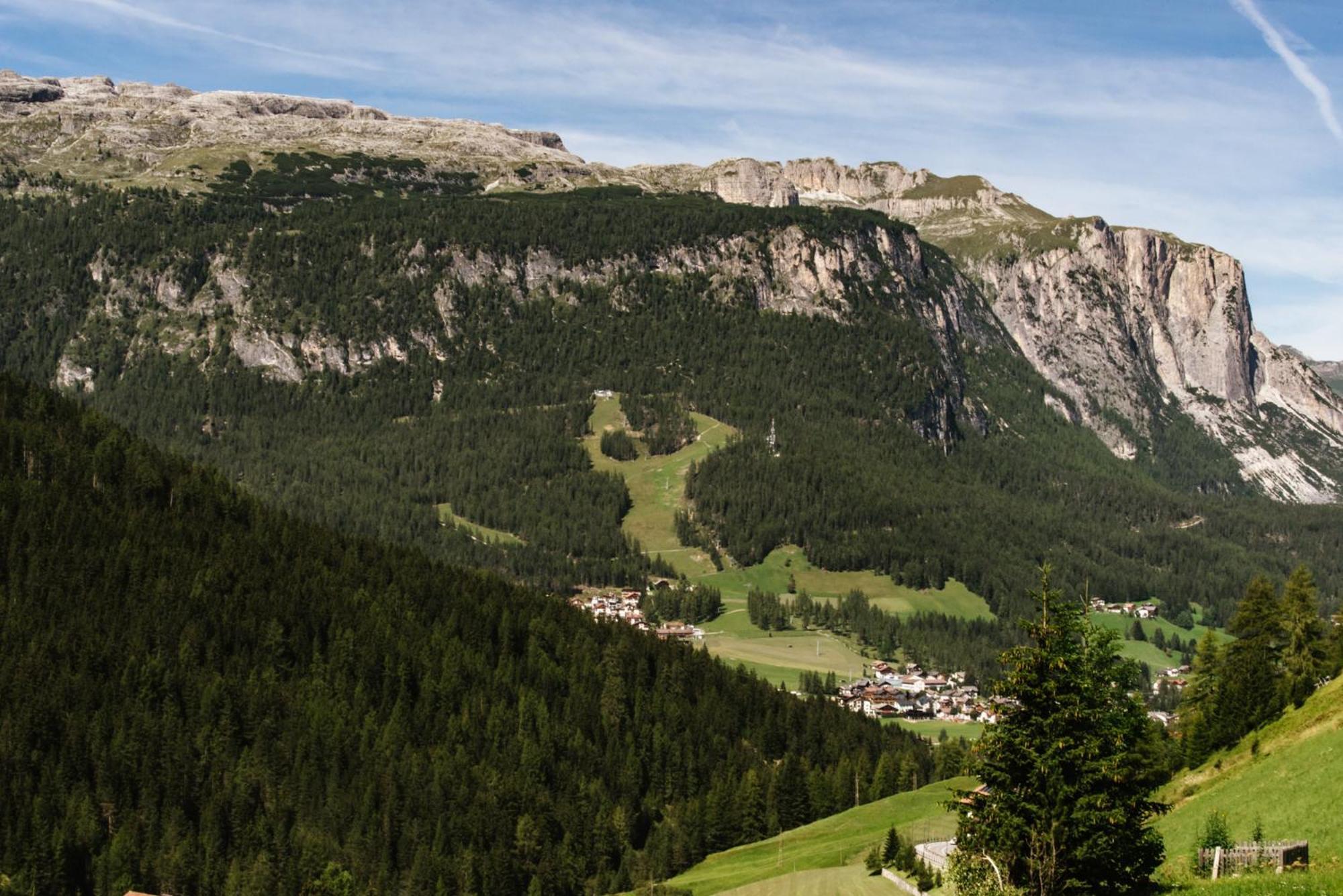 Apartments Da La Vedla Flats San Cassiano  Kültér fotó